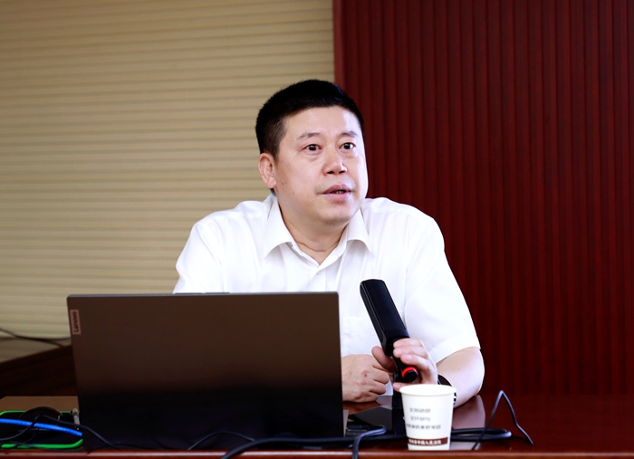 院长贾亚胜.jpg