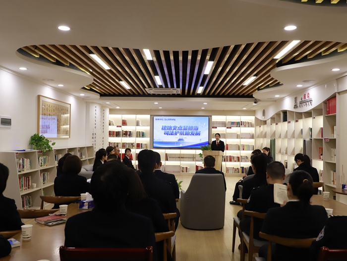 演讲活动全景2.JPG